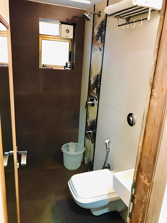 מומביי Apollo Guest House מראה חיצוני תמונה