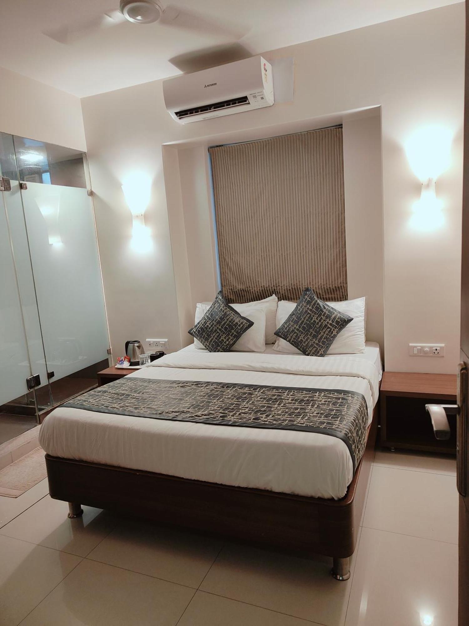 מומביי Apollo Guest House חדר תמונה